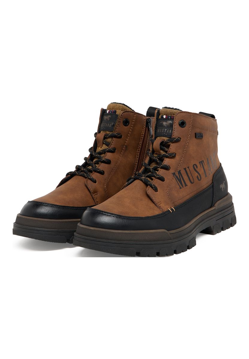 Cognacbraune Stiefeletten aus Kunstleder