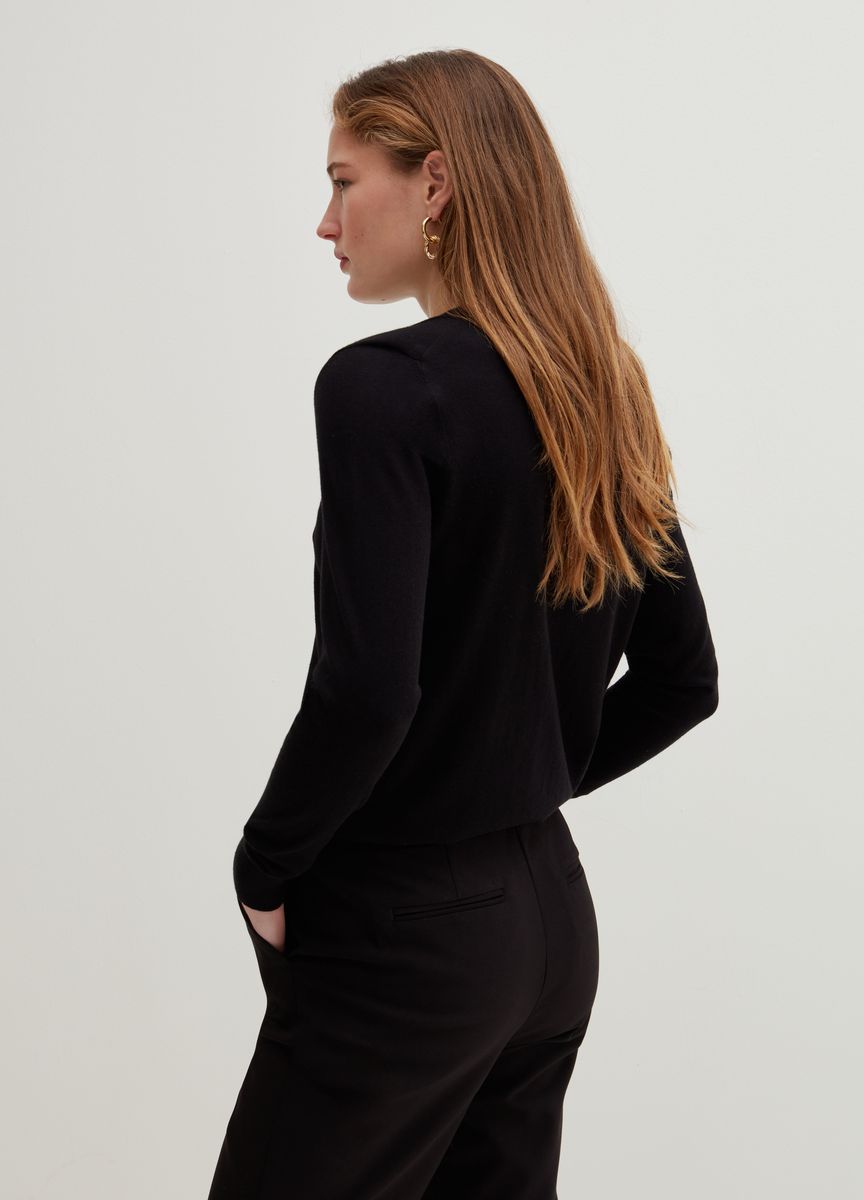 Elegantes Rippstrick-Oberteil mit Stehkragen