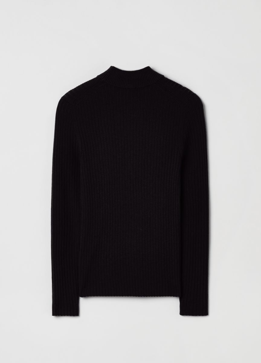 Elegantes Rippstrick-Oberteil mit Stehkragen