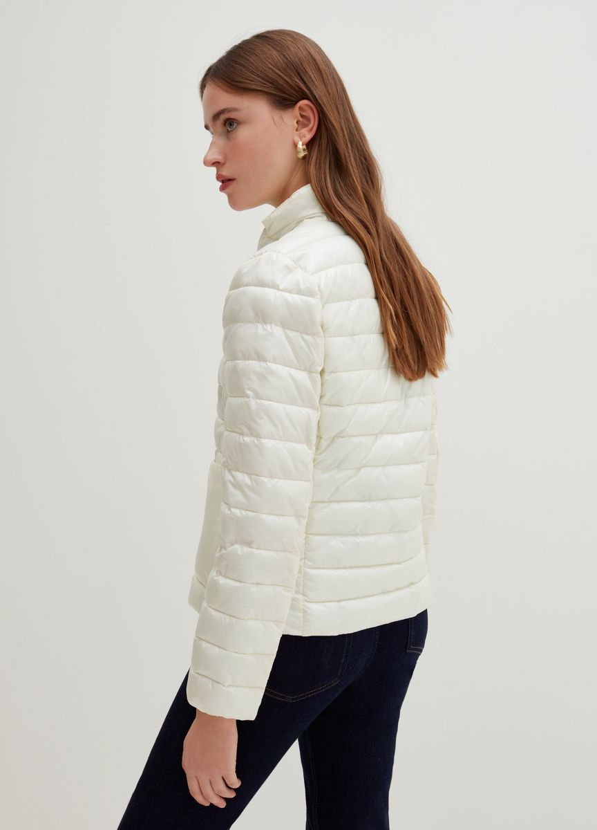 Klassische Strickjacke mit Taschen