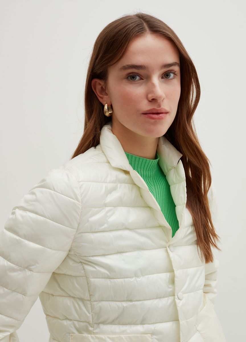 Klassische Strickjacke mit Taschen