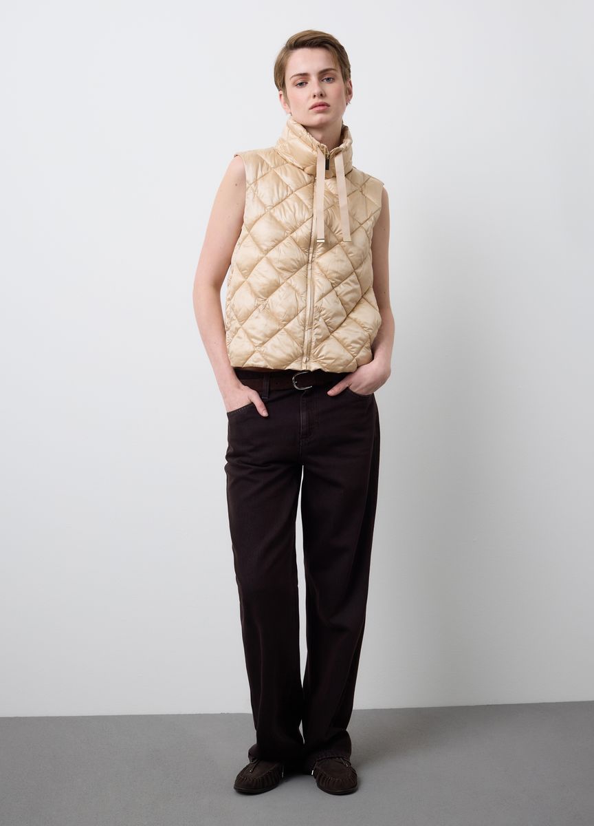 Klassische Strickjacke mit Taschen