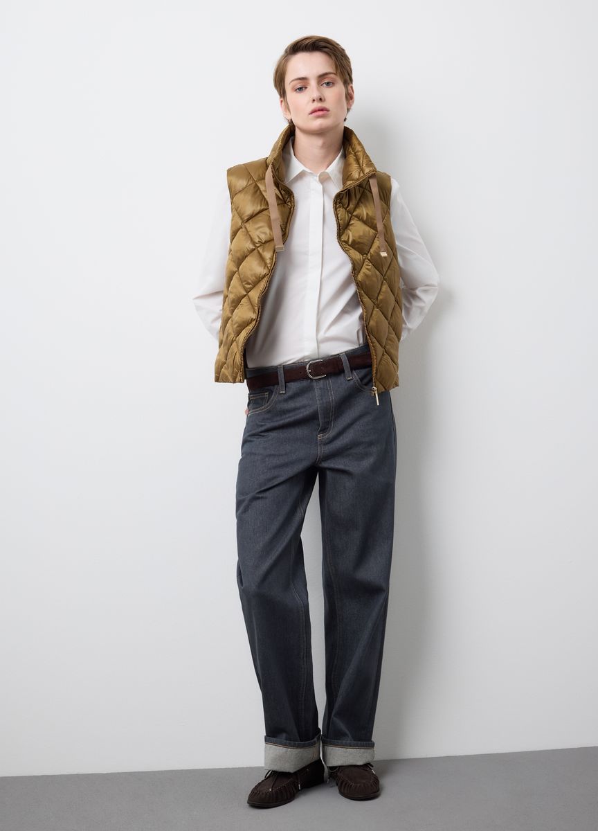 Klassische Strickjacke mit Taschen