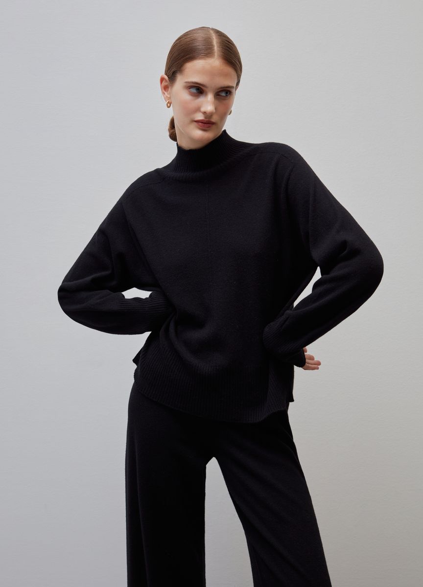Klassische Strickjacke mit Taschen