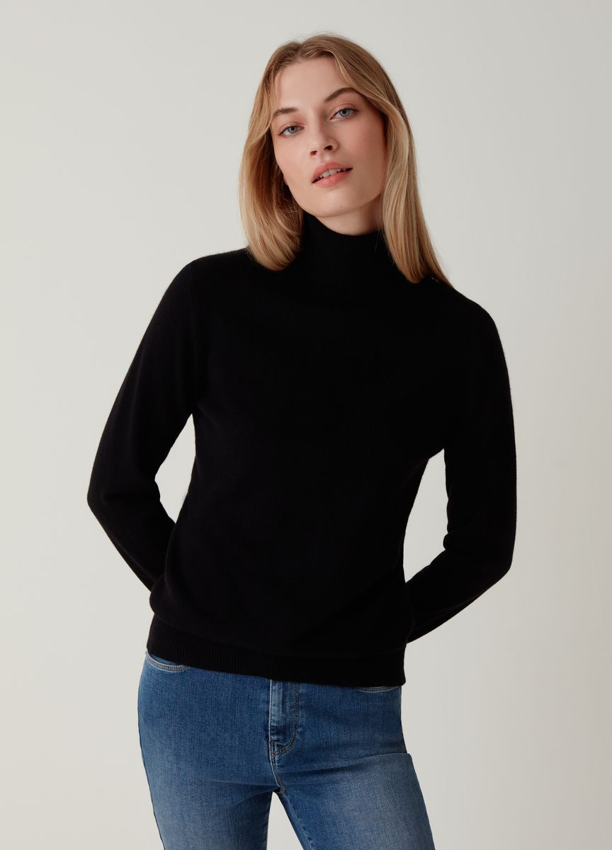 Klassischer schwarzer Rollkragen Strickpullover