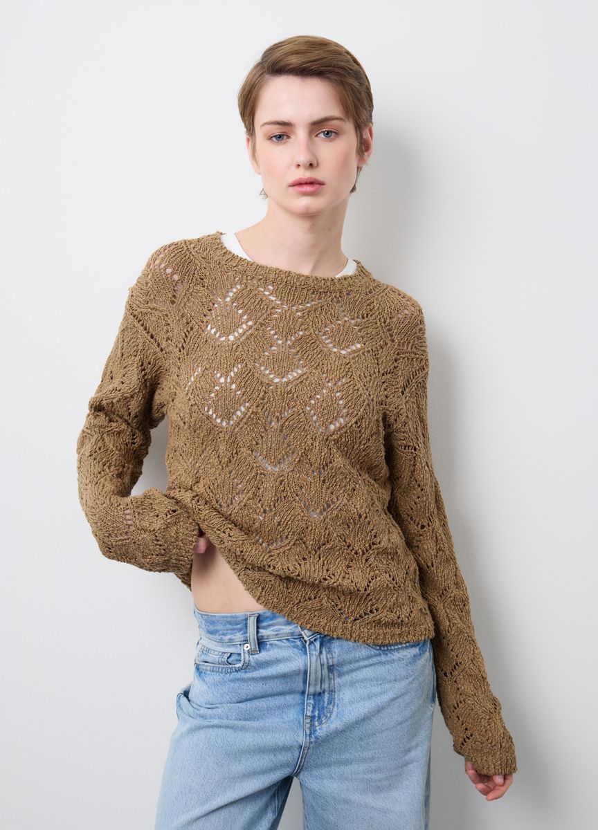 Klassischer einfarbiger Strickschal
