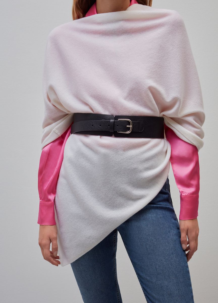 Breiter schwarzer Leder-Fashion-Gürtel