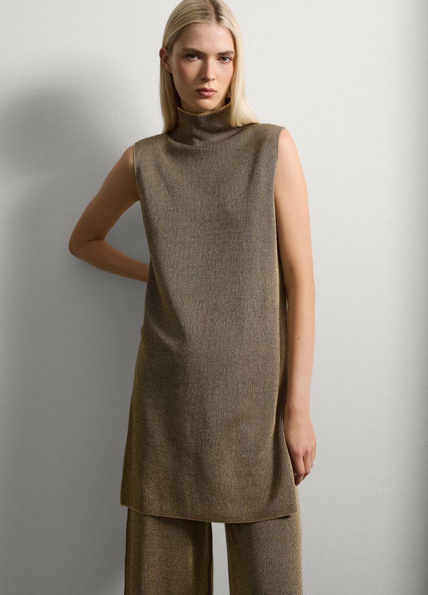 Eleganter elfenbeinfarbener Woll-Rollkragenpullover