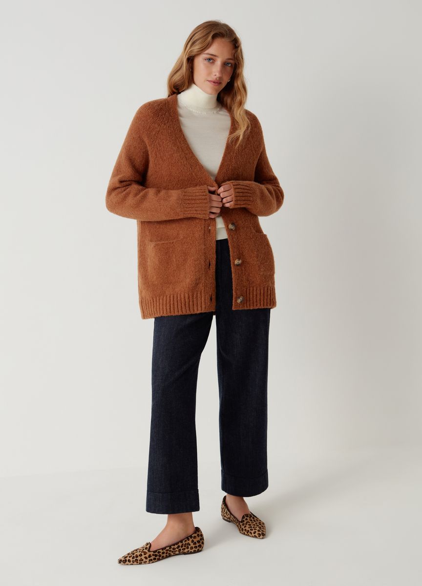 Strickjacke in lockerer Passform mit Taschen