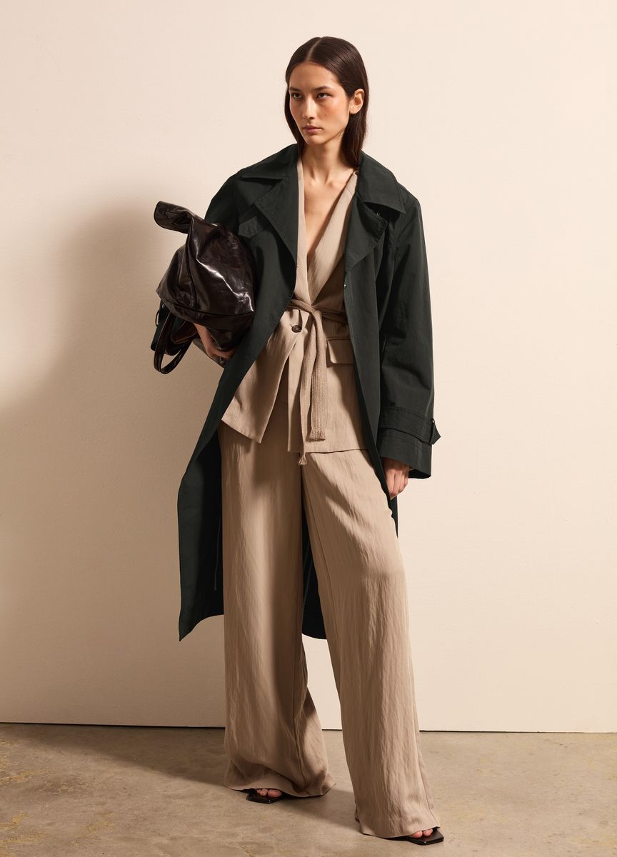 Strickjacke in lockerer Passform mit Taschen