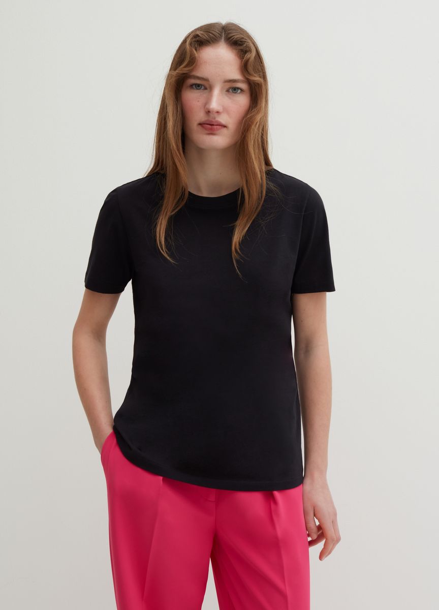 Klassisches Baumwoll-T-Shirt mit Rundhalsausschnitt