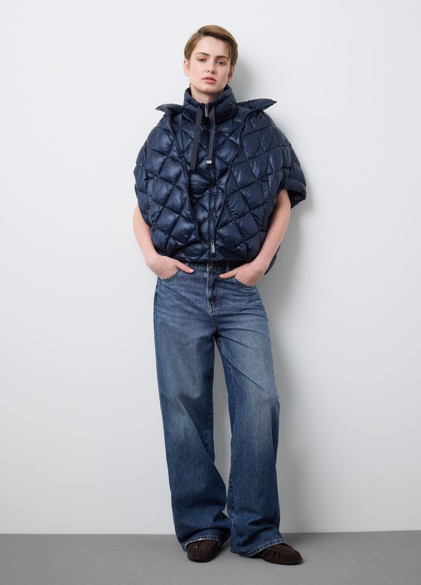 Elegante Bluse mit Knopfleiste und Ballonärmeln