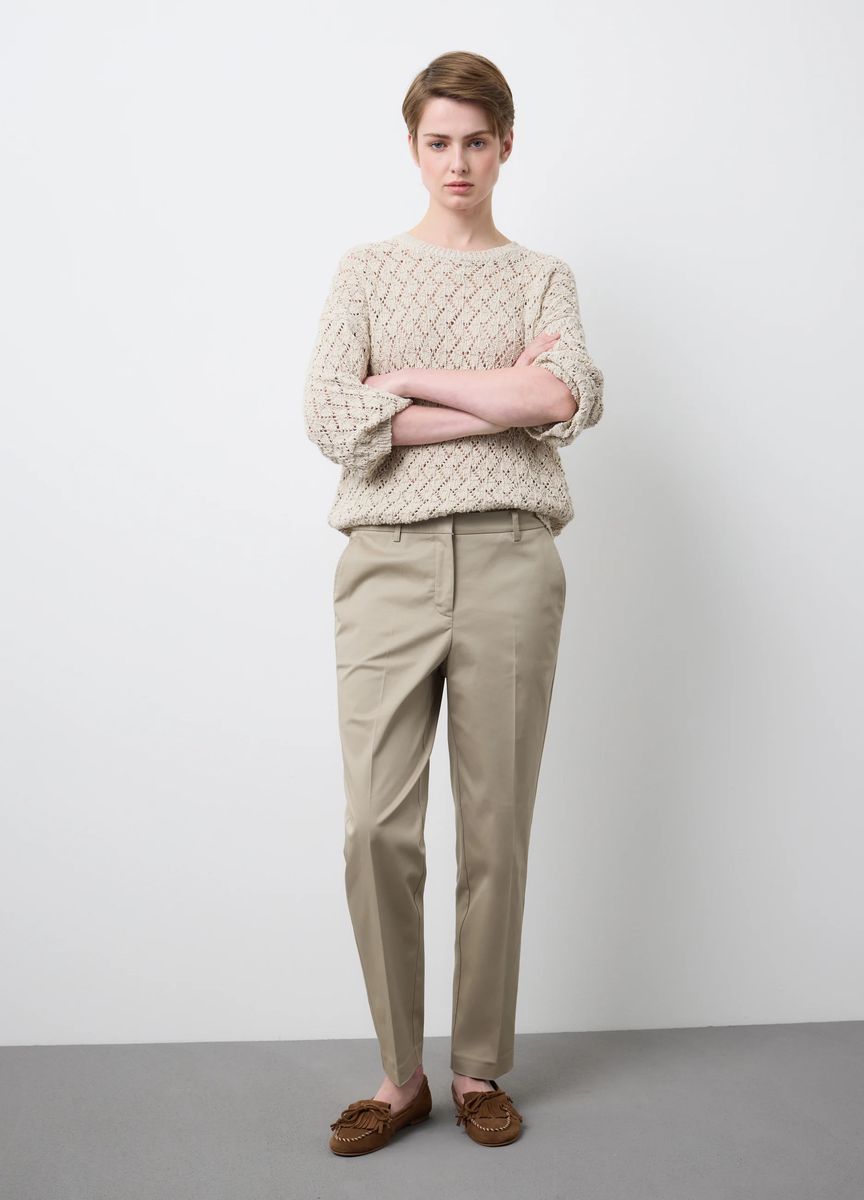 Elegante Bluse mit Knopfleiste und Ballonärmeln