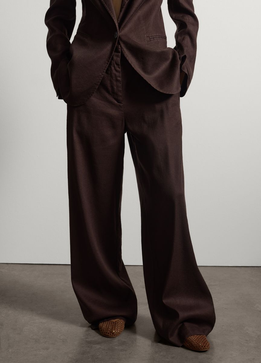 Elegante Bluse mit Knopfleiste und Ballonärmeln