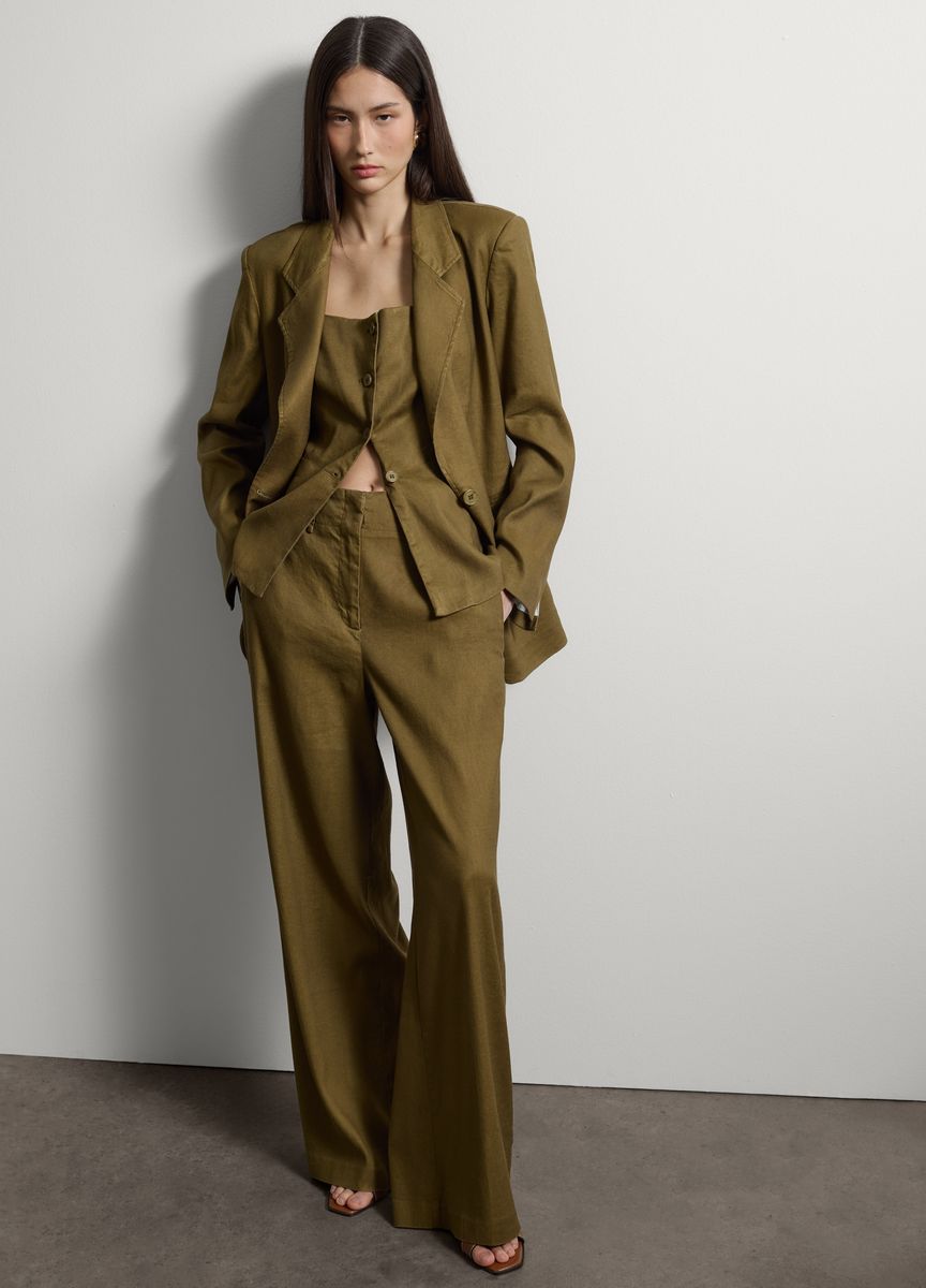 Elegante Bluse mit Knopfleiste und Ballonärmeln