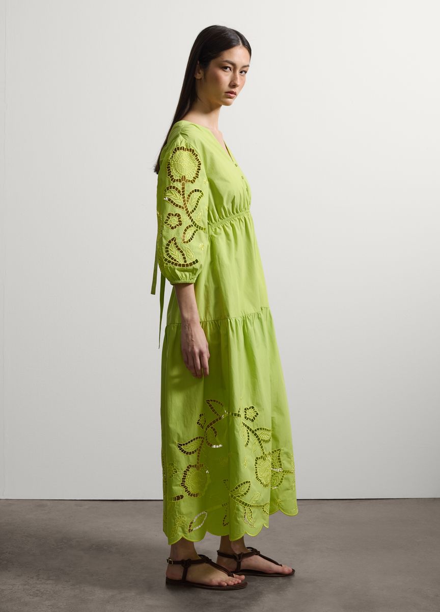 Elegante Bluse mit Knopfleiste und Ballonärmeln