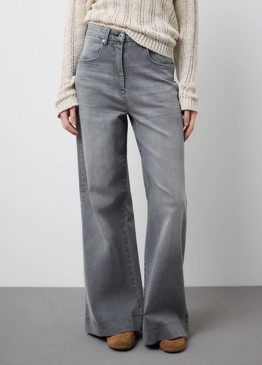 Klassische Hose mit geradem Bein