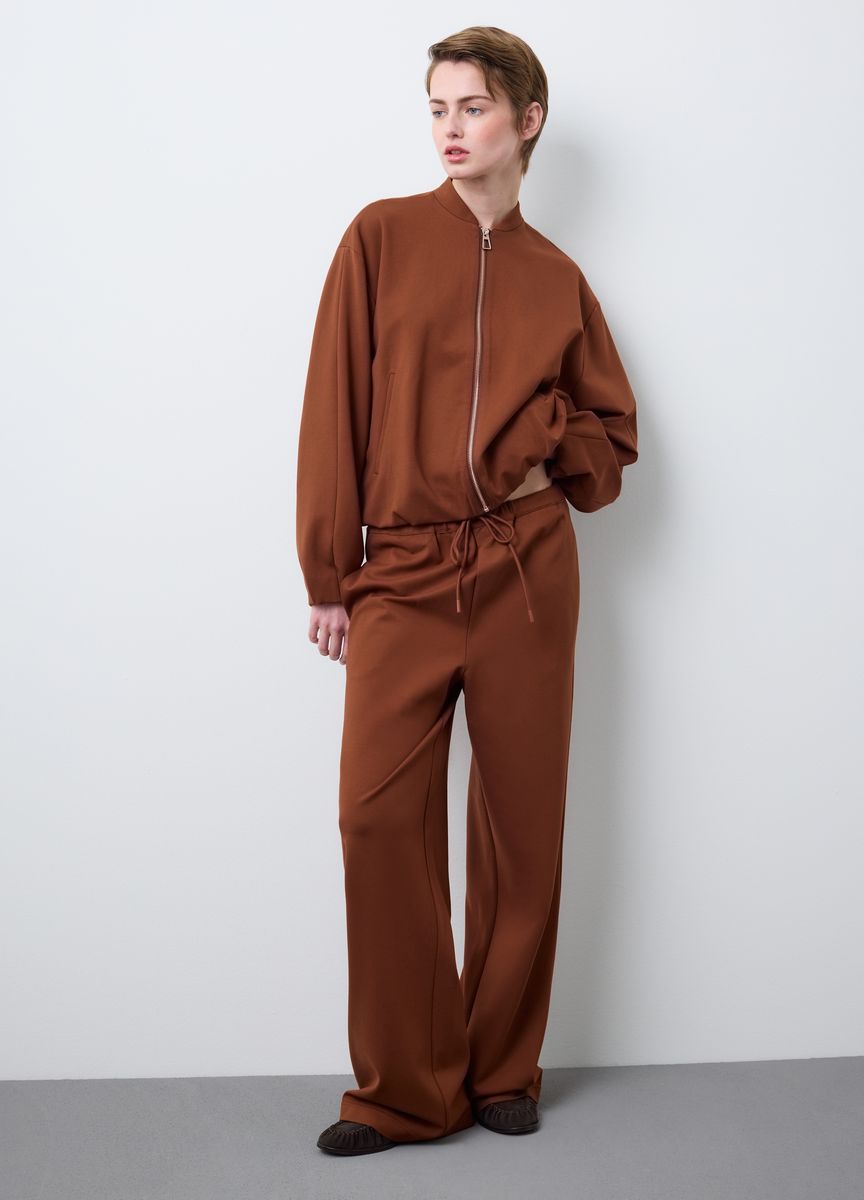 Klassische Hose mit geradem Bein