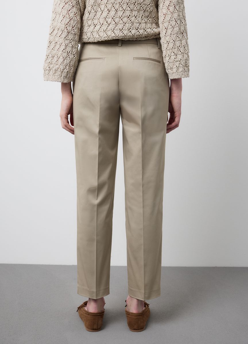 Klassische Hose mit geradem Bein