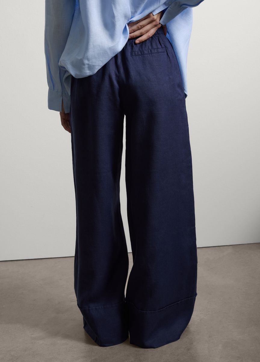 Klassische Hose mit geradem Bein