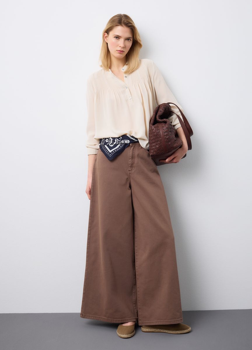 Klassische Hose mit geradem Bein