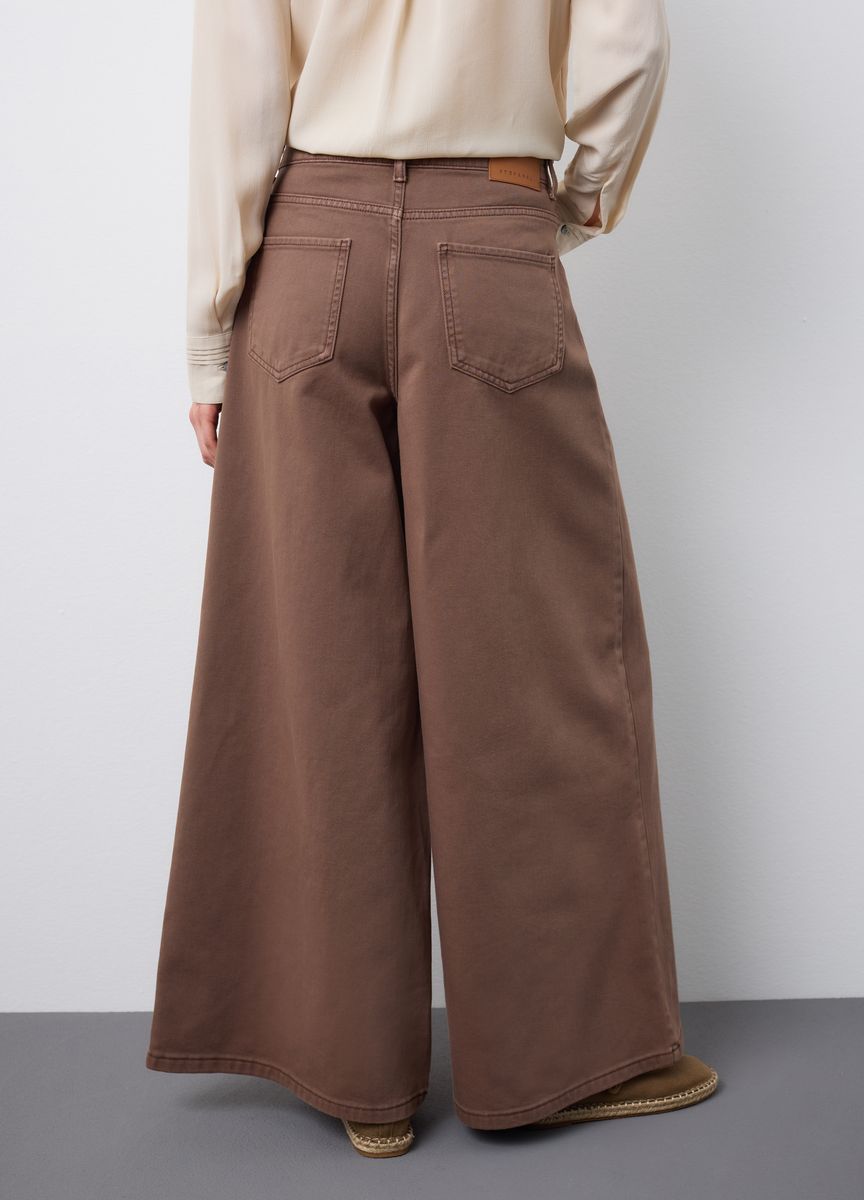 Klassische Hose mit geradem Bein