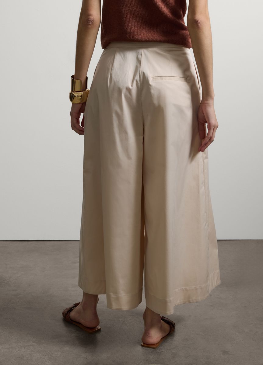 Klassische Hose mit geradem Bein