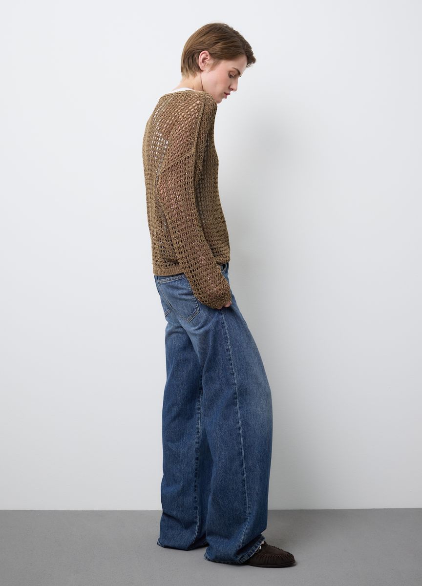 Lässiger Rippstrickpullover mit V-Ausschnitt