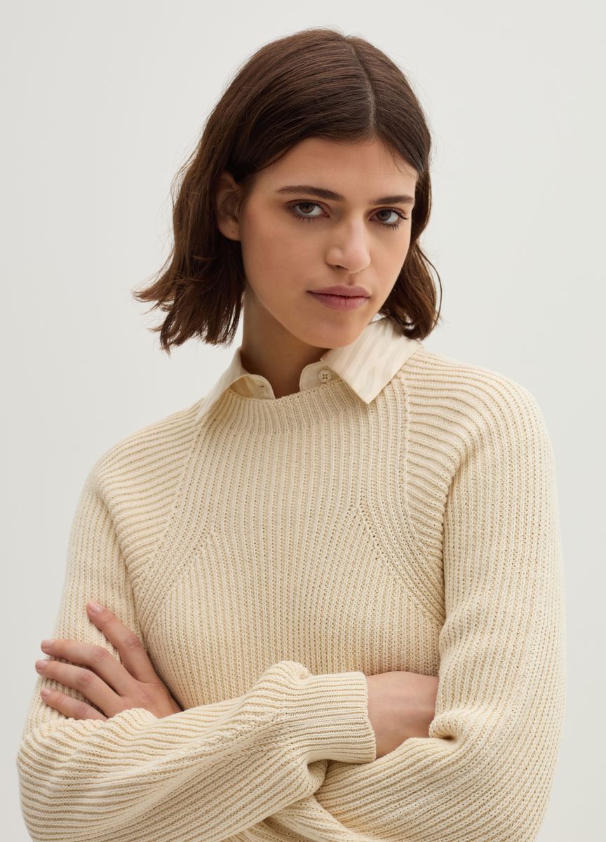 Rundhals Strickpullover mit Rippmuster