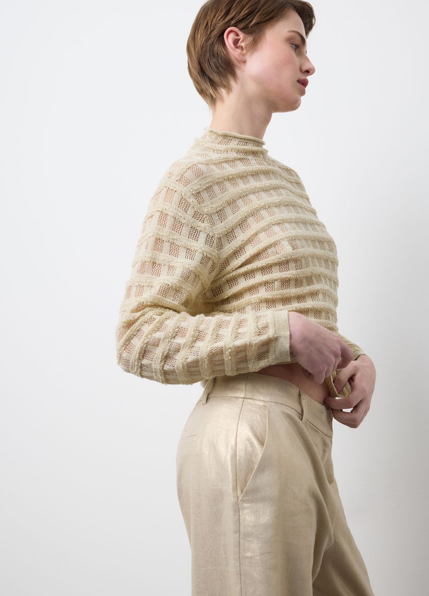 Rundhals Strickpullover mit Rippmuster