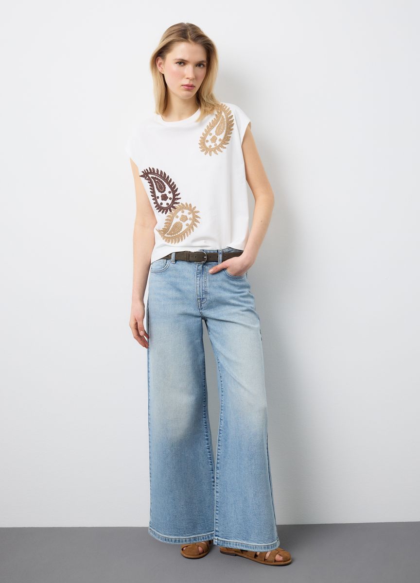 Modernes, kastenförmiges Crop-Top