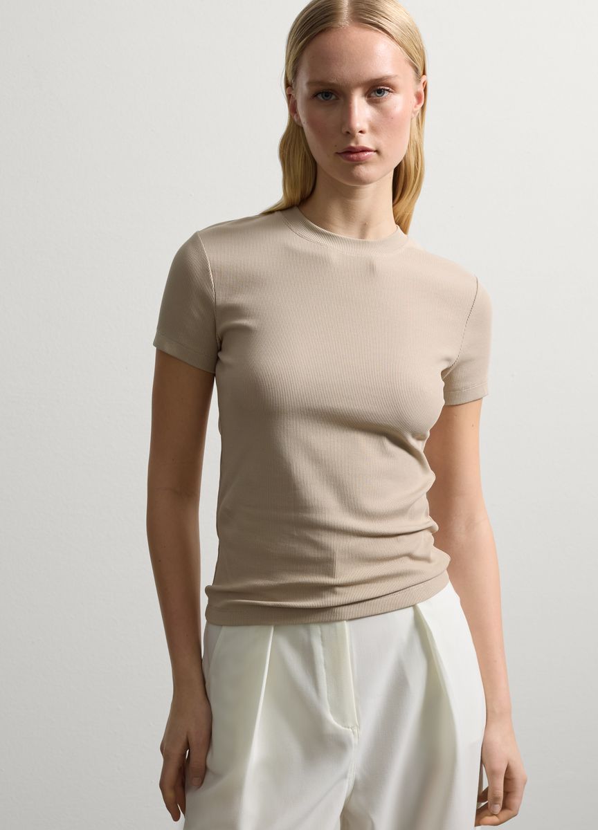 Modernes, kastenförmiges Crop-Top