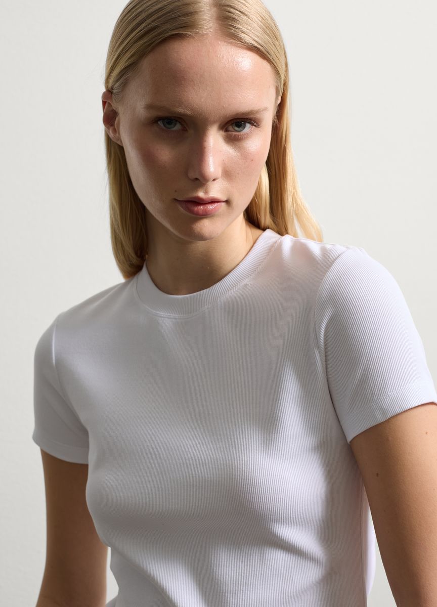 Modernes, kastenförmiges Crop-Top