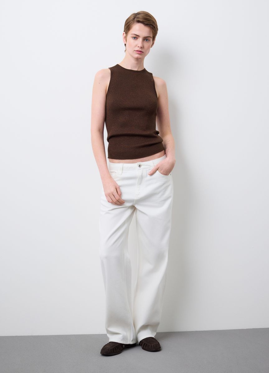 Modernes, kastenförmiges Crop-Top