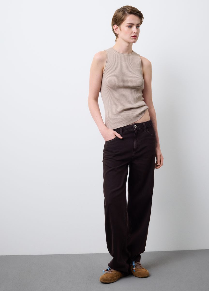 Modernes, kastenförmiges Crop-Top