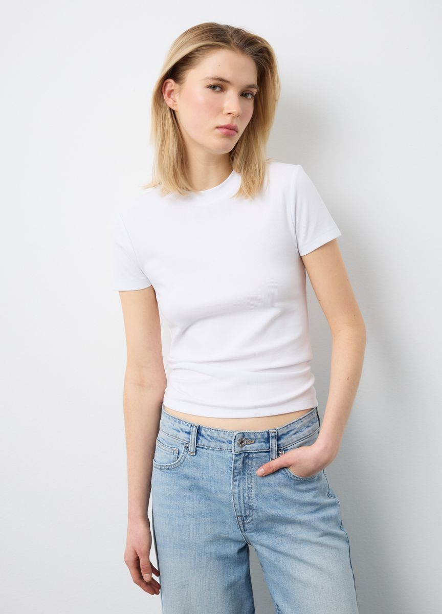 Modernes, kastenförmiges Crop-Top