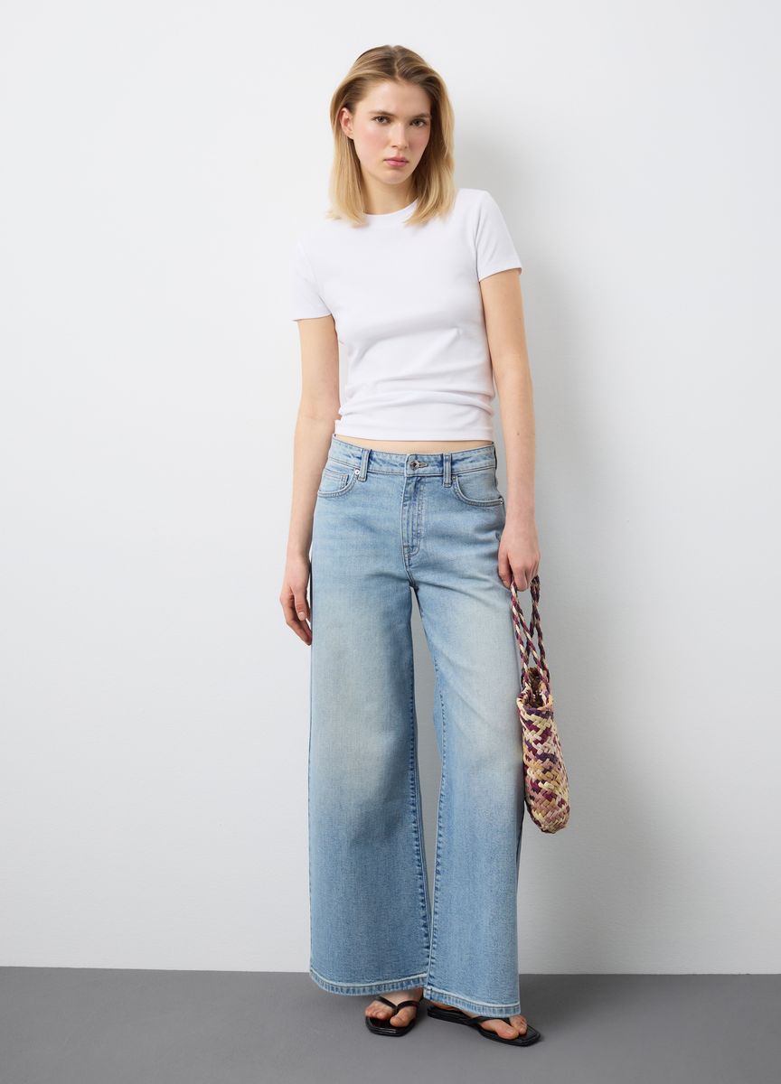 Modernes, kastenförmiges Crop-Top