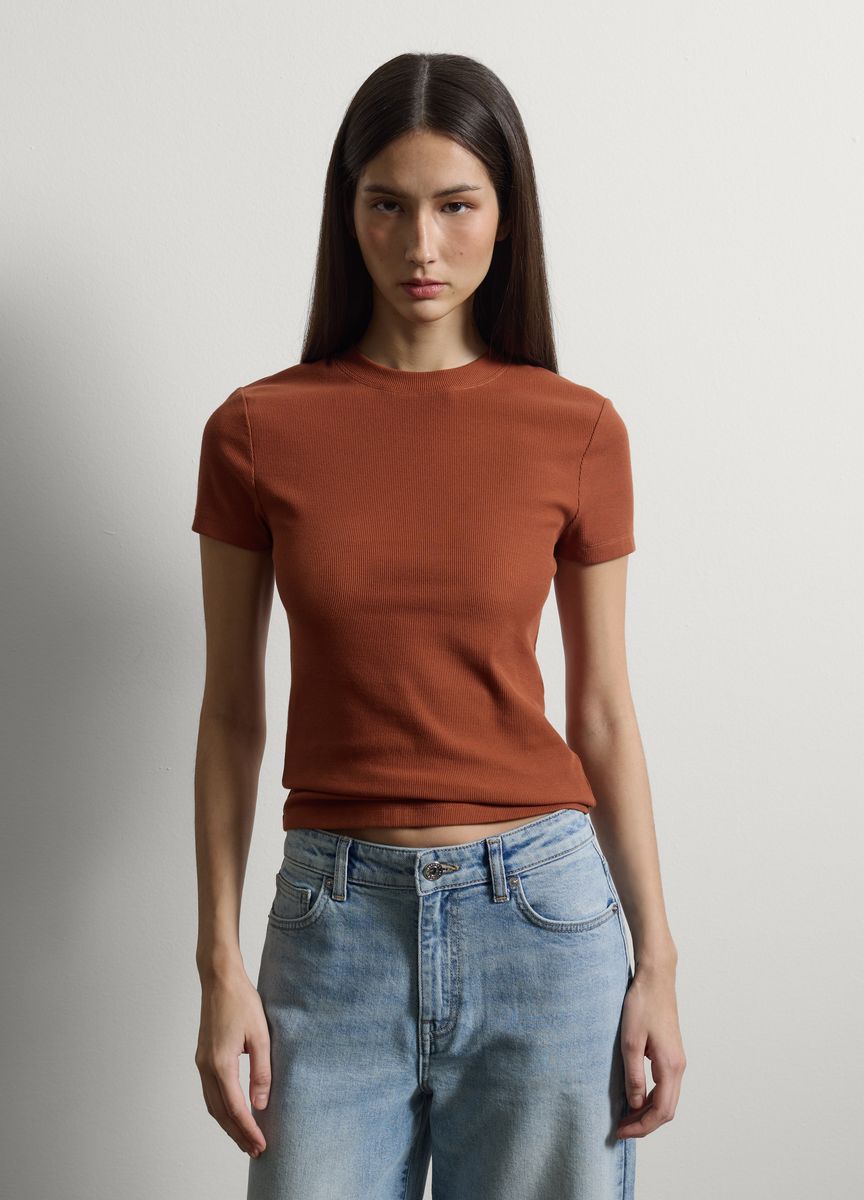 Modernes, kastenförmiges Crop-Top