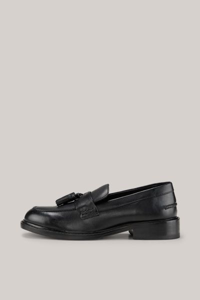 Klassische schwarze Quasten-Loafer