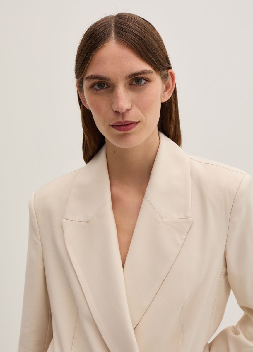 Klassischer, einreihiger, taillierter Blazer