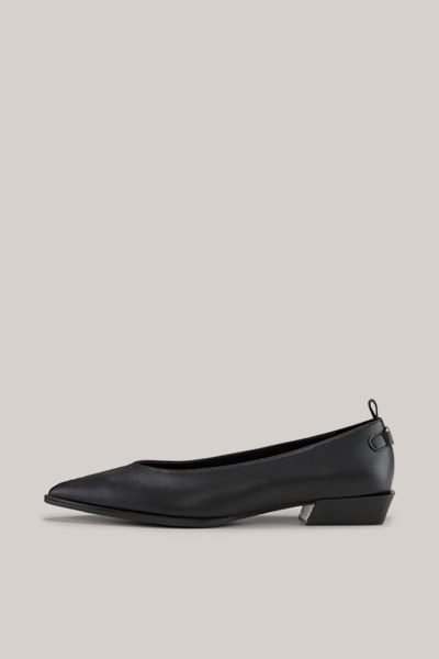 Elegante Slip-On Loafer aus Leder mit spitzer Zehenpartie