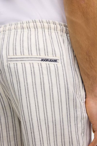 Gestreifte Shorts aus Lyocell-Baumwollmischung