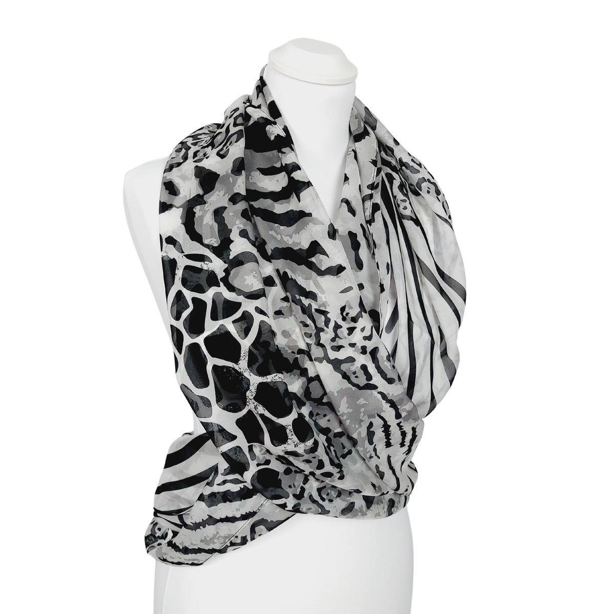 Seidenschal mit Animalprint