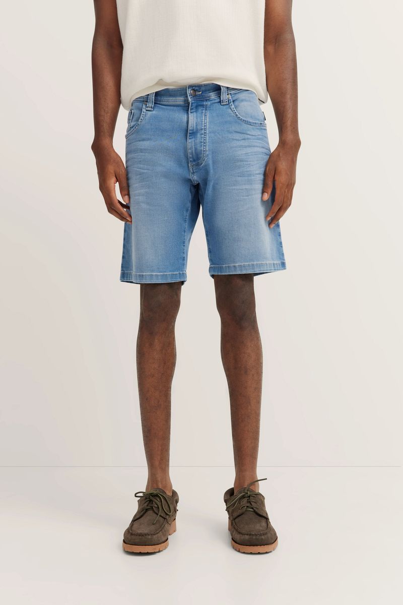 Moderne Passform Denim Bermuda Shorts