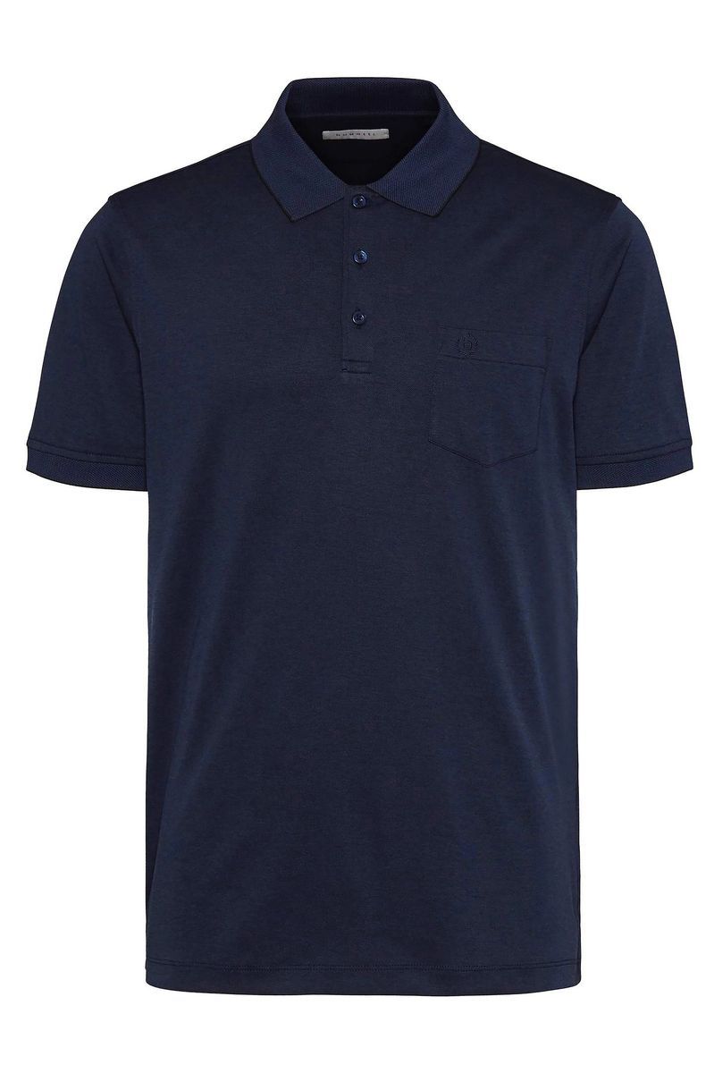 Klassisches marineblaues Poloshirt mit Tasche