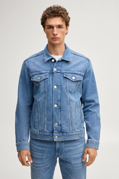 Klassische Jeansjacke in heller Waschung