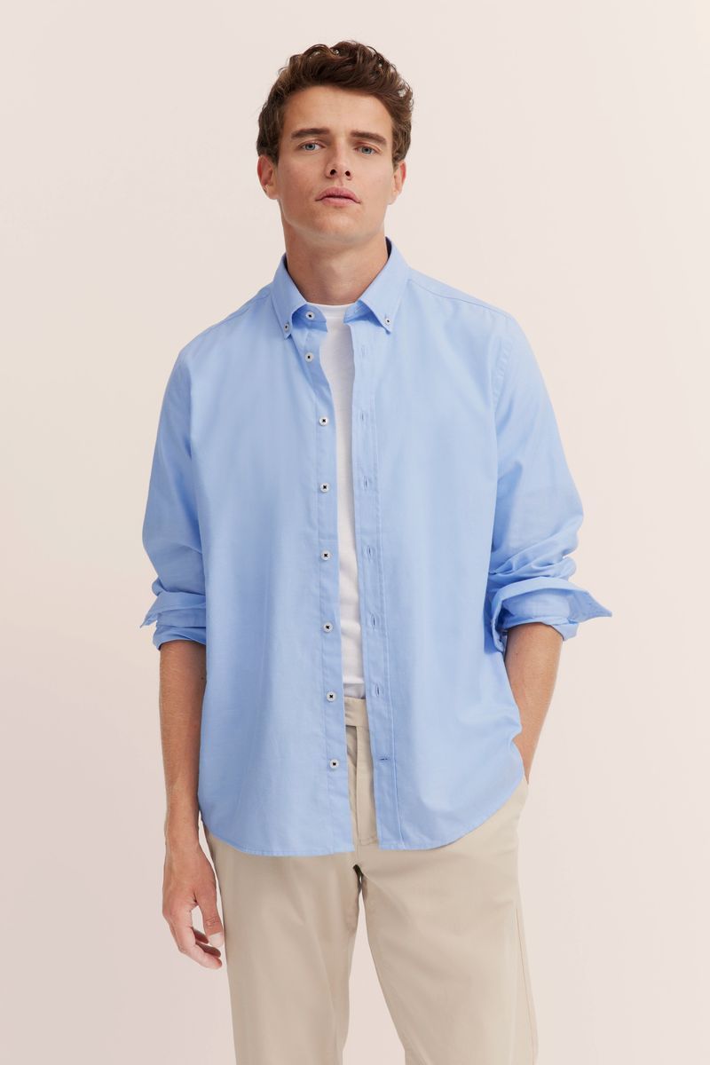 Hellblaues Oxford Button-Down Hemd