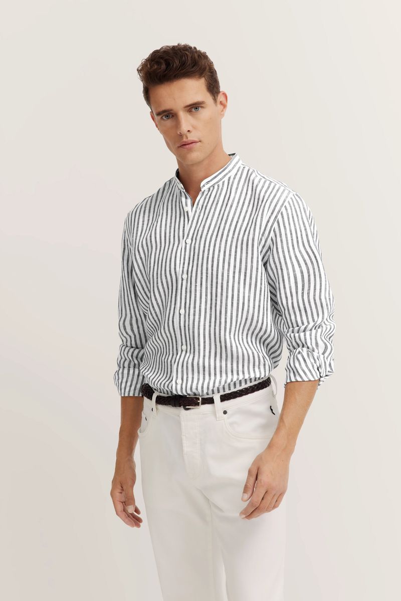 Gestreiftes Leinenhemd mit Mandarin Kragen