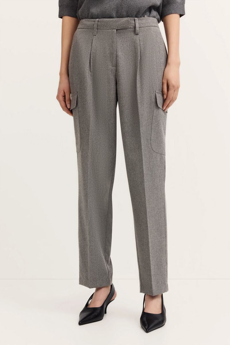 Graue Bundfalten-Cargohose mit normaler Passform