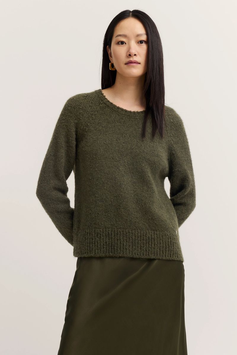 Klassischer Strickpullover mit Rundhalsausschnitt